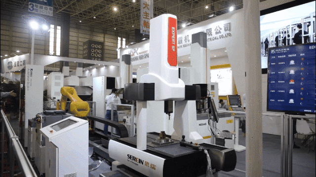 载誉而归|快三导师带计划赚钱荣膺改革开放40年机械行业盛典两项大奖(图4)