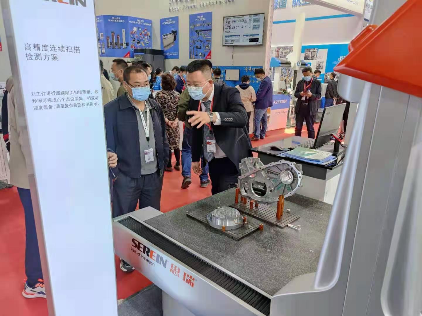 多年持续热销的经典三坐标测量机——思瑞CROMA(图1) 多年持续热销的经典三坐标测量机——思瑞CROMA(图1)